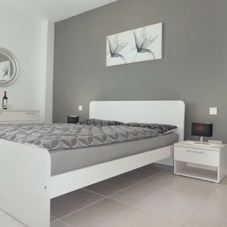 Penthouse Ocean View 公寓 *