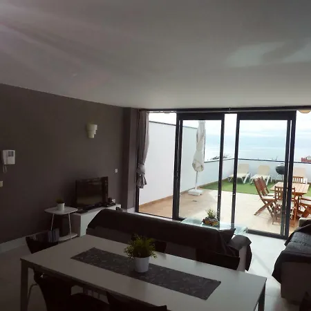 Penthouse Ocean View 公寓